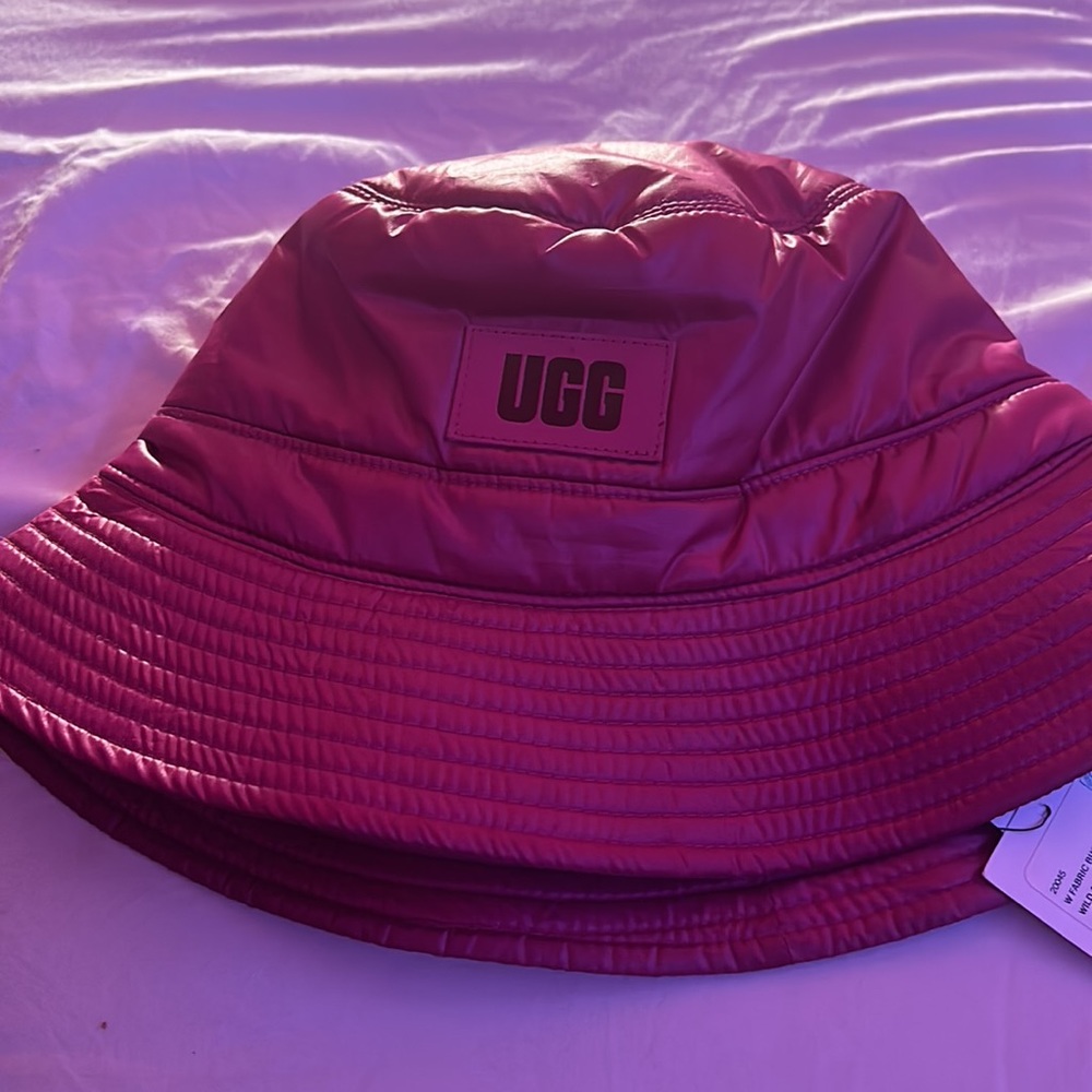 Ugg bucket hat - Picture 2 of 3